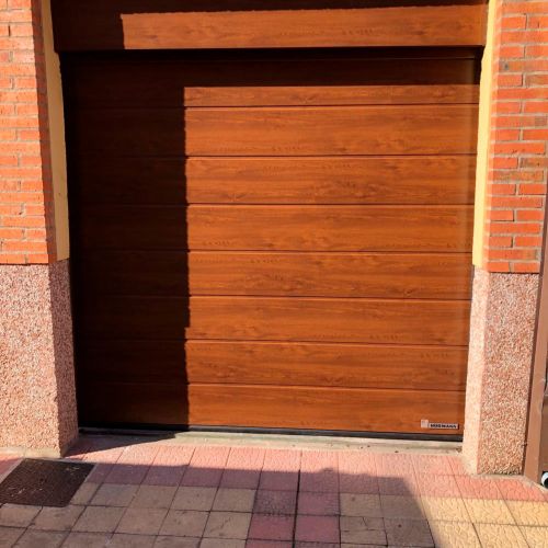 Puertas y automatismos en Valladolid, trabajos de Puertas del Río 13