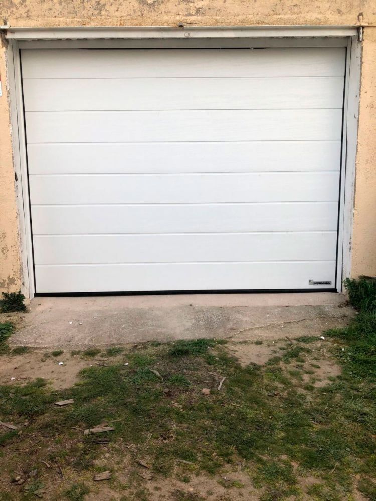 Puertas de garaje automáticas en Valladolid