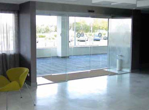Puertas de vidrio eléctricas en Valladolid Puertas de vidrio eléctricas en Valladolid